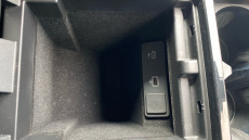 Land Rover Range Rover Evoque 2.0 D200 R-Dynamic SE 5dr Auto Diesel Hatchback